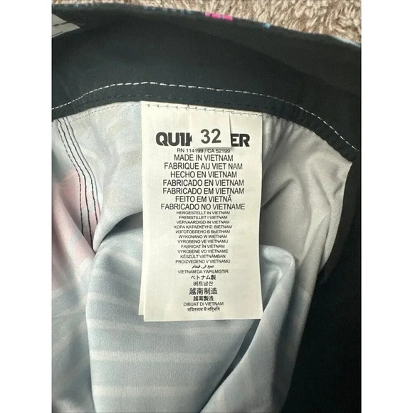 QUIKSILVER YG Remix Stripe 19" UEA1 Boardshorts BLUE NWT - Picture 10 of 16